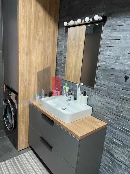 Aparatorii Patriei- Apartament cu 2 camere de inchiriat- centrala+ loc de parcare